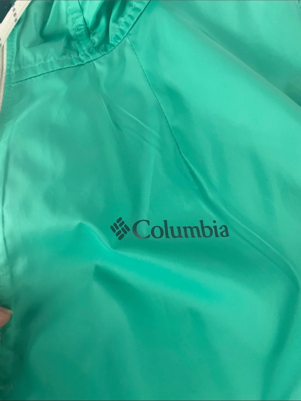 Columbia lightweight windbreaker